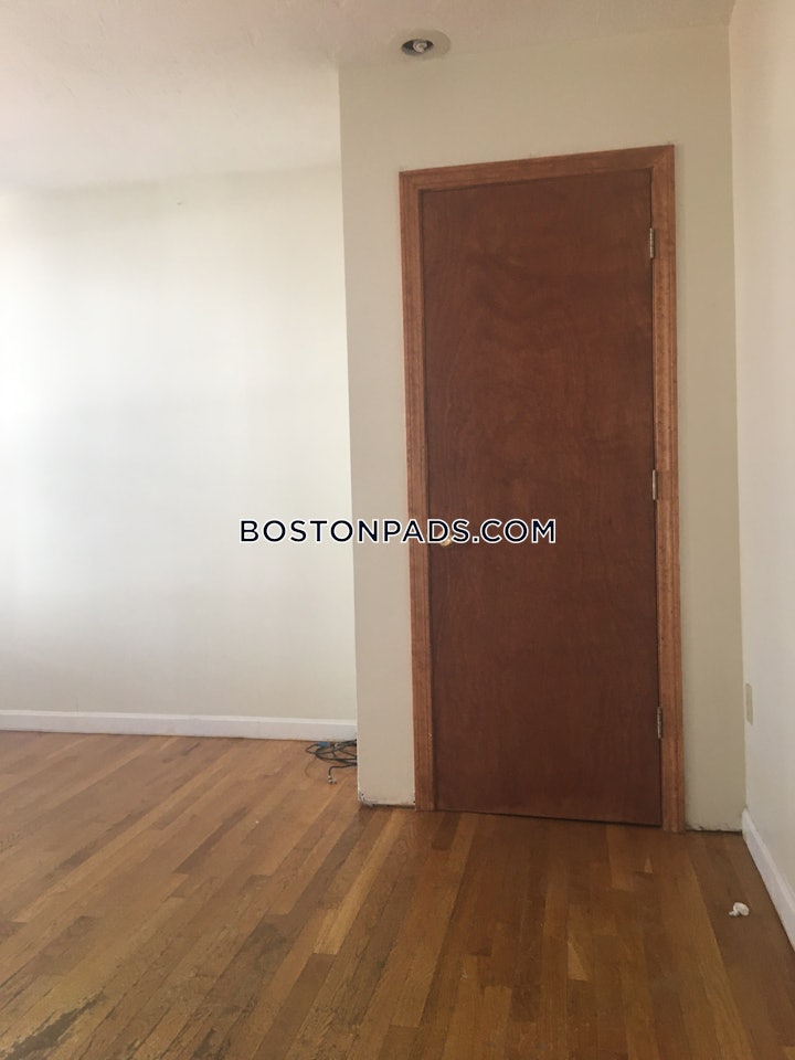 cambridge-3-beds-1-bath-east-cambridge-3300-8015395 