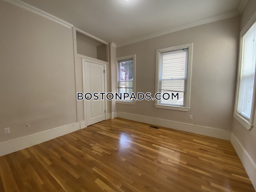 BOSTON - JAMAICA PLAIN - STONY BROOK - 3 Beds, 1.5 Baths - Image 11