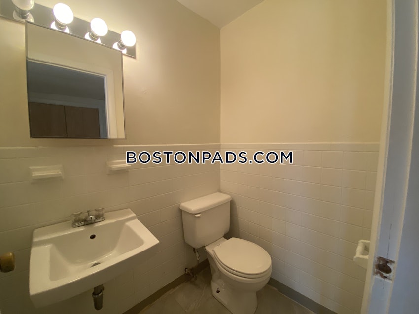 BOSTON - ALLSTON - 3 Beds, 1.5 Baths - Image 58