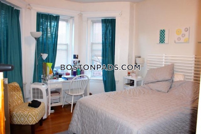 Boston - $3,150+ /mo
