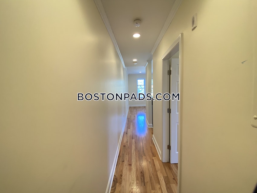 CAMBRIDGE - HARVARD SQUARE - 2 Beds, 1 Bath - Image 8