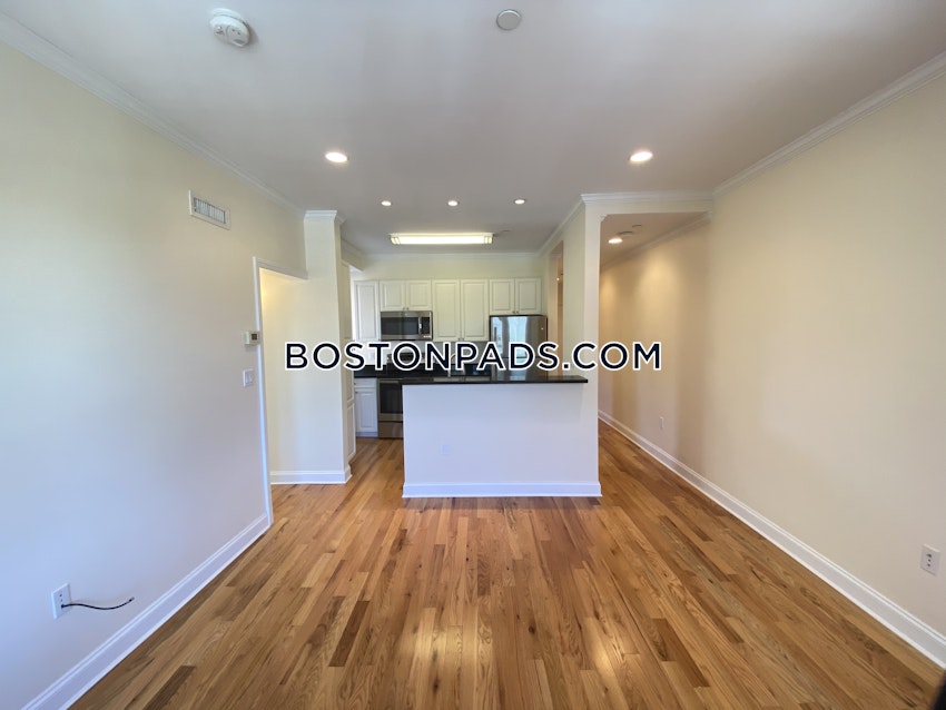 CAMBRIDGE - HARVARD SQUARE - 2 Beds, 1 Bath - Image 6