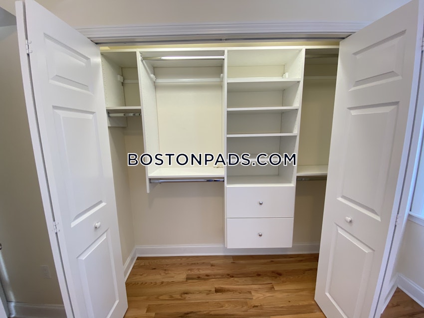 CAMBRIDGE - HARVARD SQUARE - 2 Beds, 1 Bath - Image 11