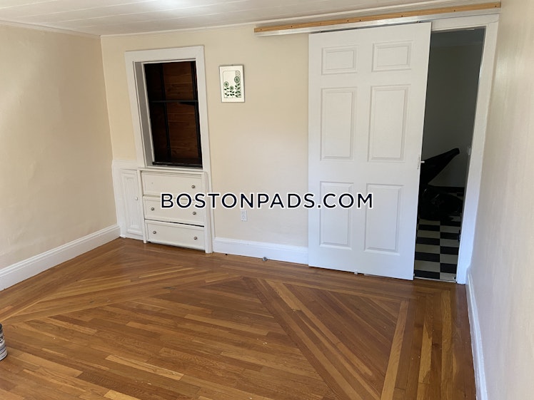 Mount Auburn St., Cambridge