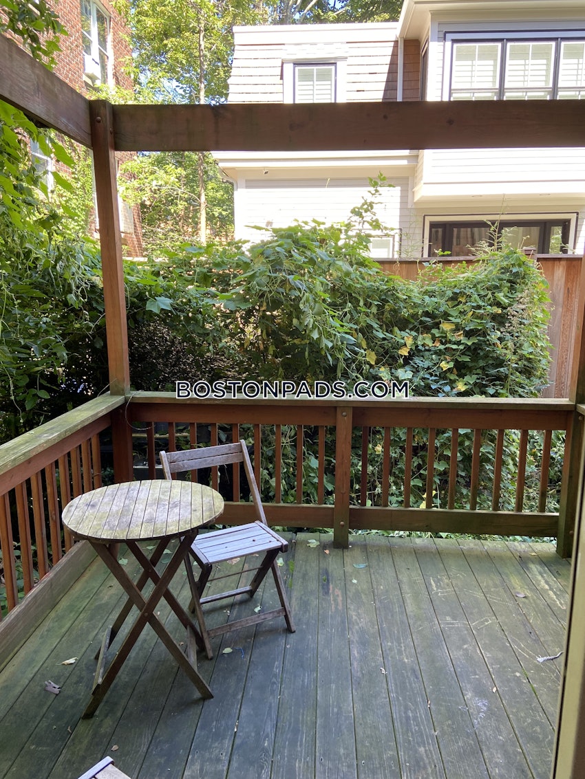 CAMBRIDGE - HARVARD SQUARE - 2 Beds, 1 Bath - Image 11