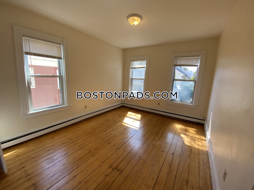 SOMERVILLE - EAST SOMERVILLE - 3 Beds, 1 Bath - Image 25