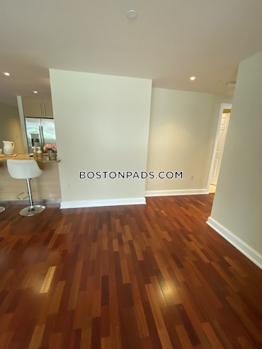 Boston - 1 Beds, 1 Baths