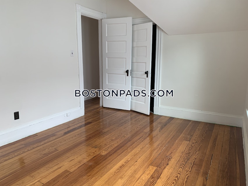 BOSTON - ROSLINDALE - 2 Beds, 1 Bath - Image 6