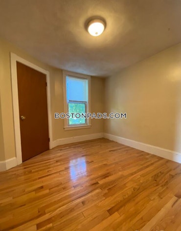 Boston - 3 Beds, 1 Baths