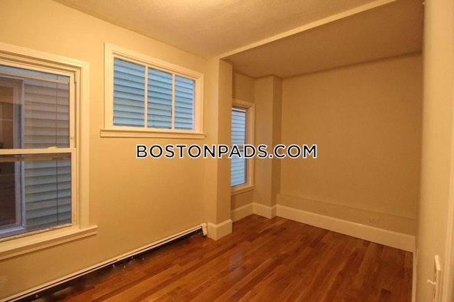 Boston - $4,800+ /mo