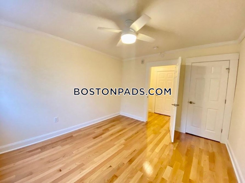 NEWTON - CHESTNUT HILL - 1 Bed, 1 Bath - Image 5