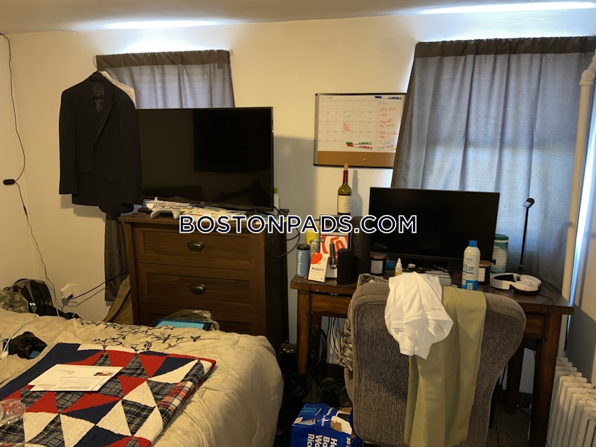 BOSTON - BRIGHTON - BRIGHTON CENTER - 4 Beds, 1 Bath - Image 16