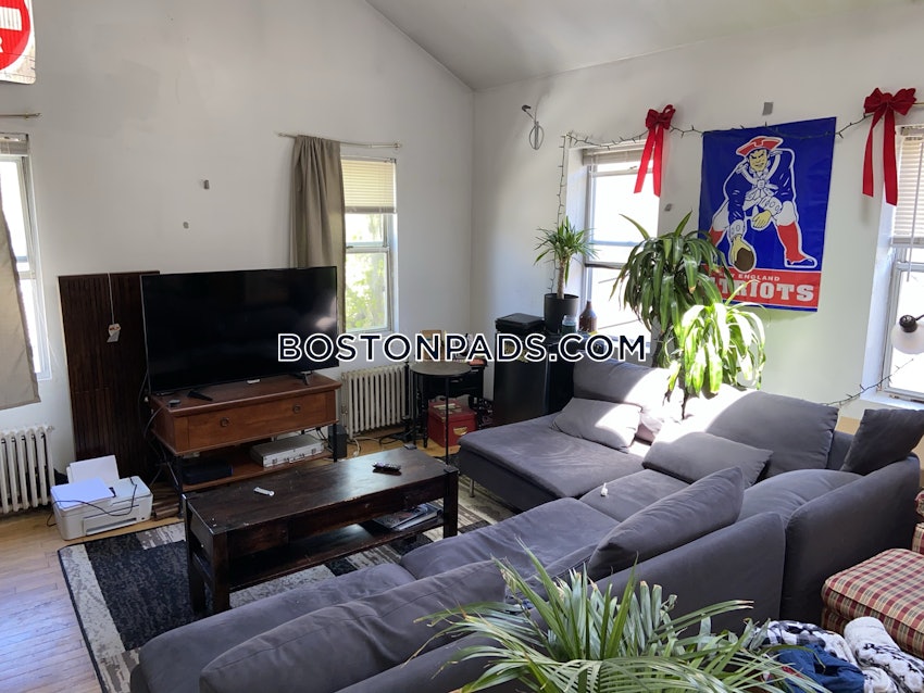 BOSTON - BRIGHTON - BRIGHTON CENTER - 4 Beds, 1 Bath - Image 8