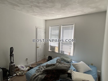 Boston - 3 Beds, 1 Baths