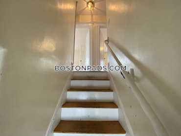 Boston - 4 Beds, 1 Baths