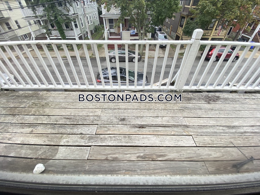 BOSTON - LOWER ALLSTON - 4 Beds, 1 Bath - Image 15