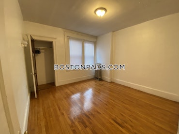 Boston - 3 Beds, 1 Baths