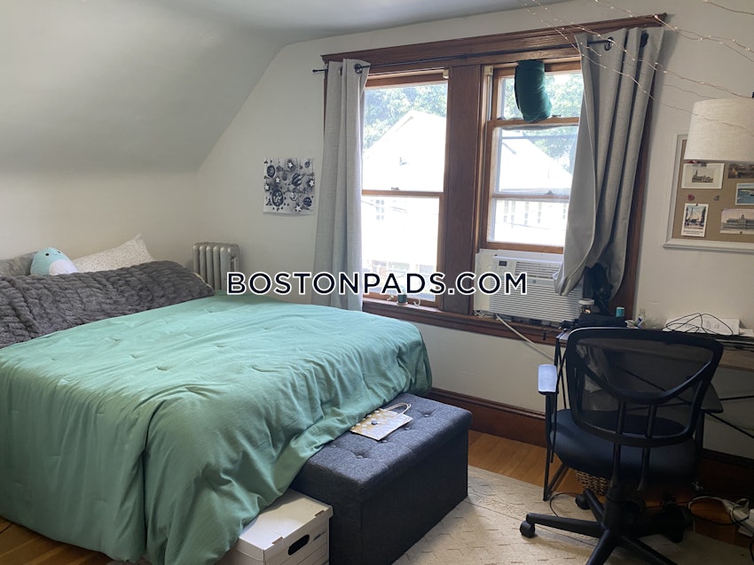 SOMERVILLE - TUFTS - 5 Beds, 1 Bath - Image 67