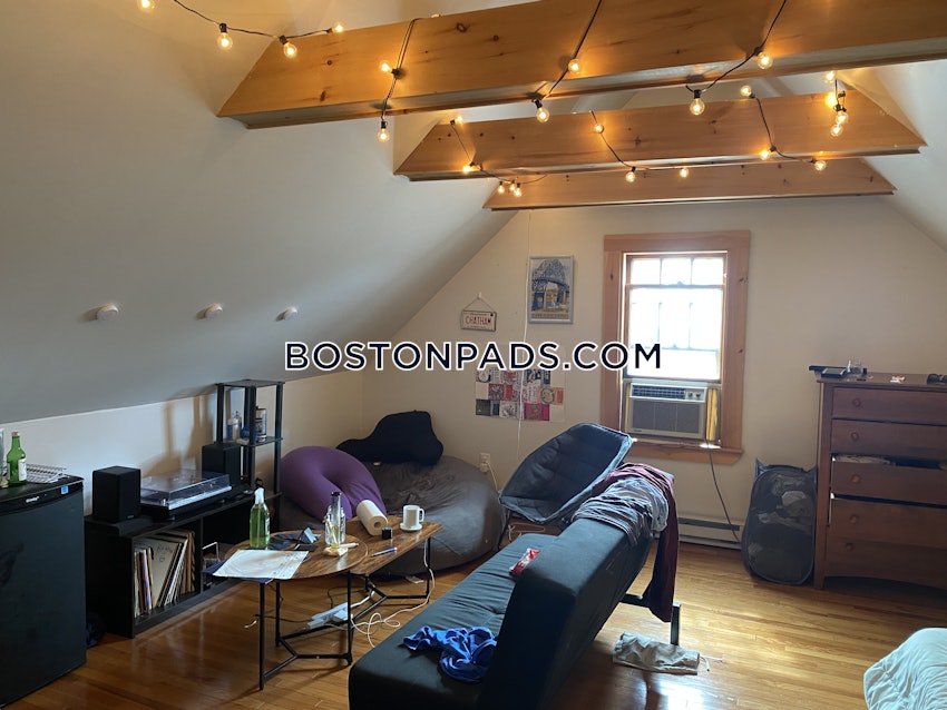 SOMERVILLE - TUFTS - 5 Beds, 1 Bath - Image 65