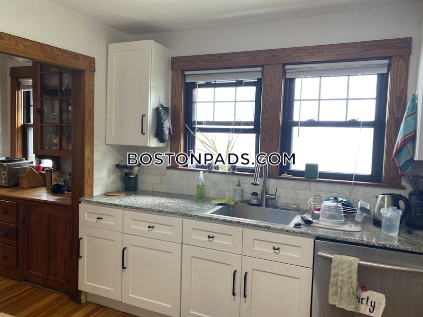 SOMERVILLE - TUFTS - 5 Beds, 1 Bath - Image 56