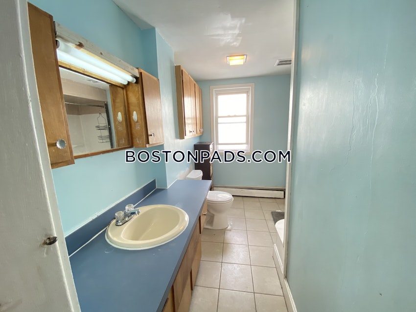 SOMERVILLE - MAGOUN/BALL SQUARE - 5 Beds, 2 Baths - Image 7