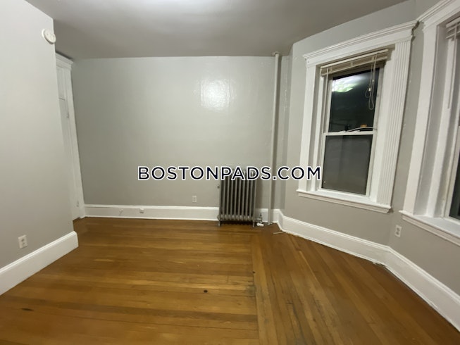 Boston - $3,150+ /mo