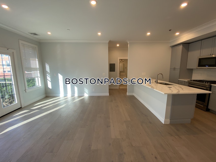 BOSTON - ROSLINDALE - 2 Beds, 2 Baths - Image 30