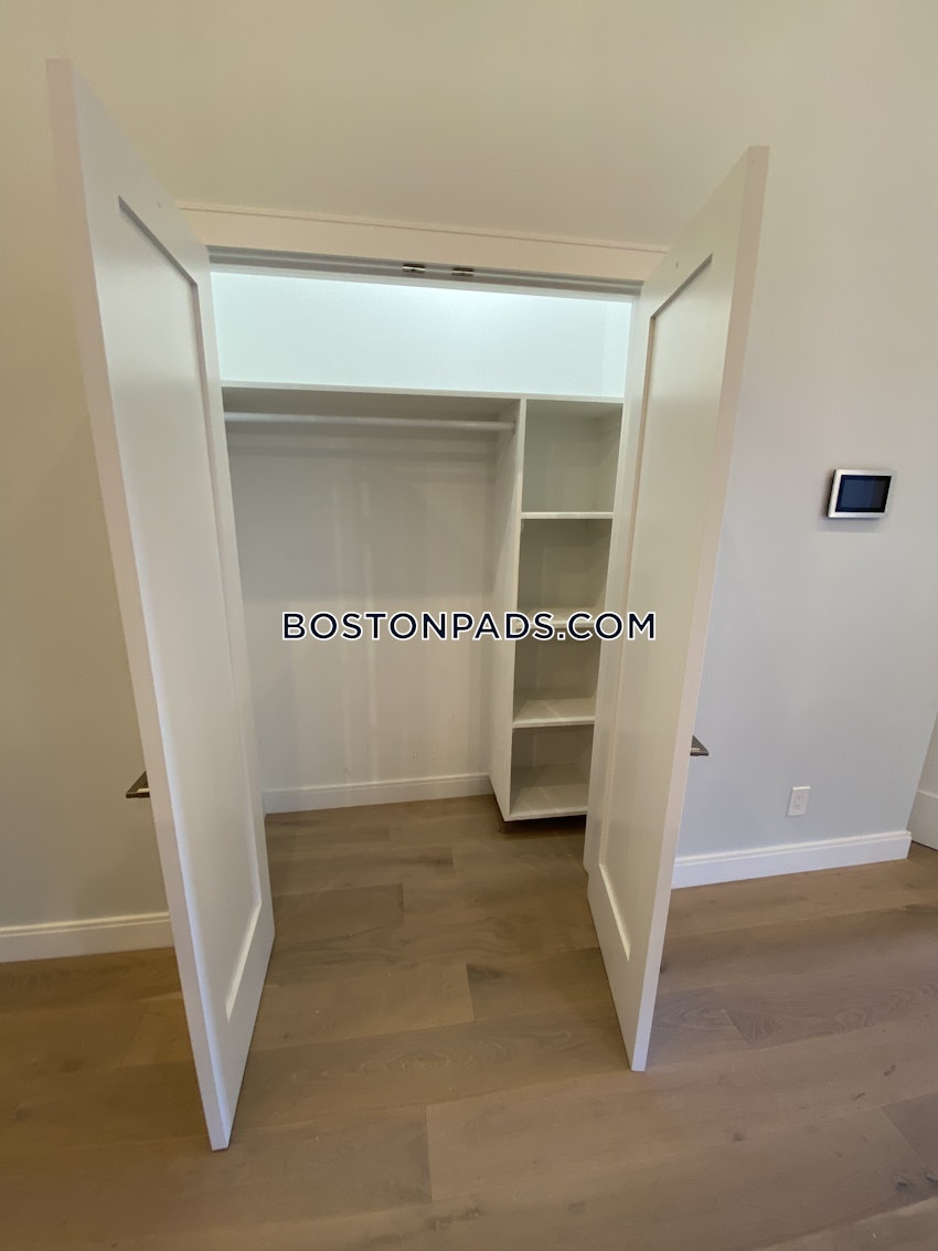 BOSTON - ROSLINDALE - 2 Beds, 2 Baths - Image 24