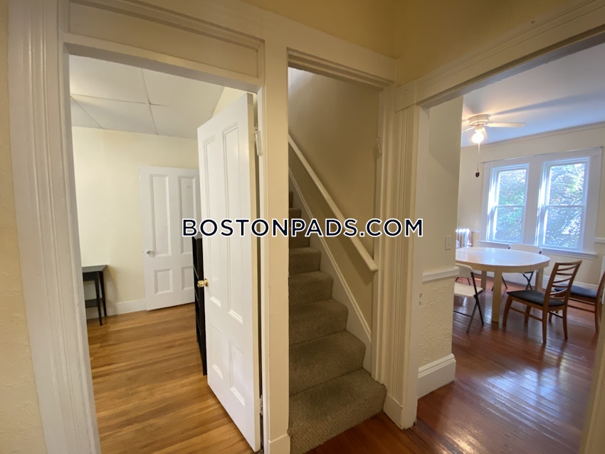 BOSTON - BRIGHTON - OAK SQUARE - 4 Beds, 2 Baths - Image 18