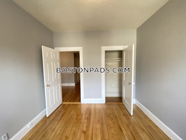 Boston - 4 Beds, 1 Baths