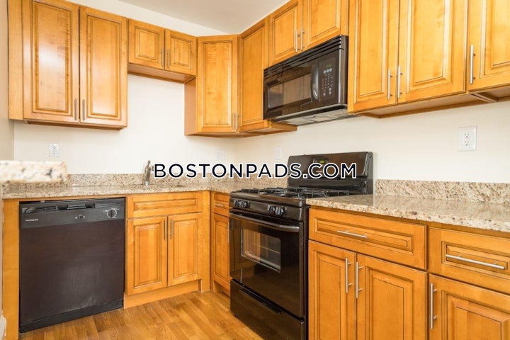 somerville-apartment-for-rent-2-bedrooms-1-bath-winter-hill-2900-8000845 