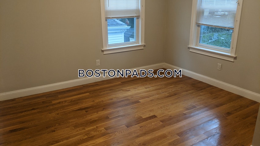 BOSTON - JAMAICA PLAIN - JACKSON SQUARE - 5 Beds, 2 Baths - Image 9