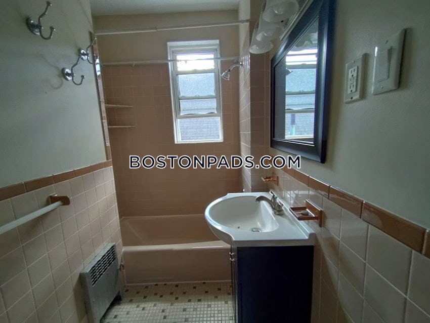 BOSTON - BRIGHTON - BRIGHTON CENTER - 4 Beds, 1 Bath - Image 32