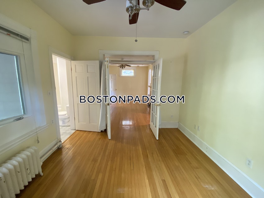 BOSTON - ALLSTON - 5 Beds, 2.5 Baths - Image 3