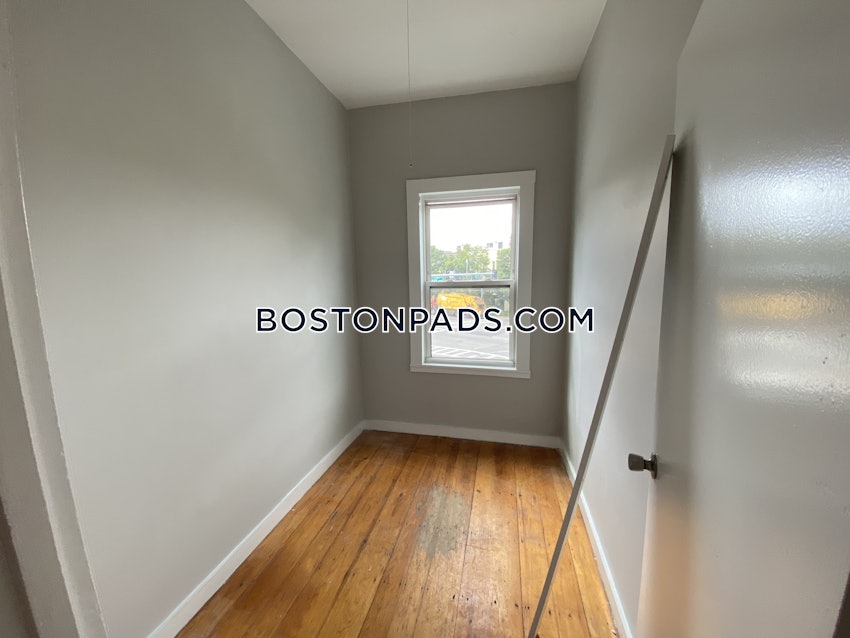 BOSTON - JAMAICA PLAIN - FOREST HILLS - 3 Beds, 1 Bath - Image 9