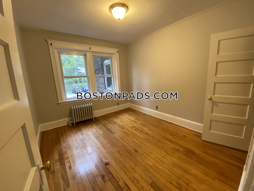 BOSTON - JAMAICA PLAIN - STONY BROOK - 2 Beds, 1 Bath - Image 8