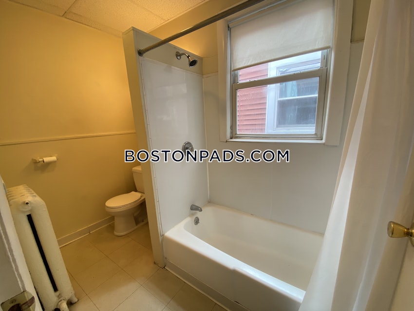 BOSTON - DORCHESTER - UPHAMS CORNER - 4 Beds, 1 Bath - Image 27