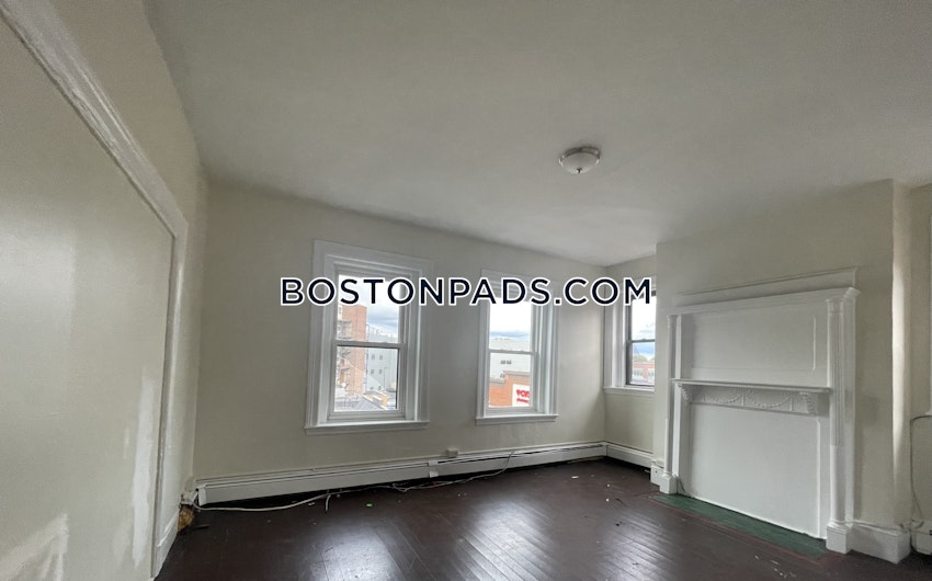 BOSTON - ALLSTON - 5 Beds, 1 Bath - Image 6