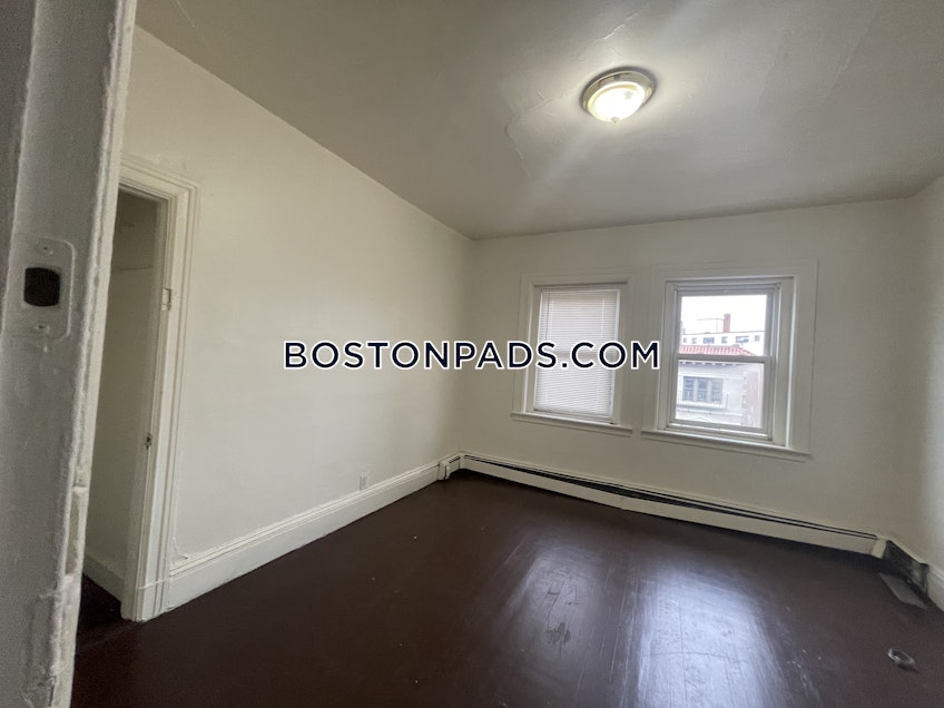 Boston - $5,700+ /month