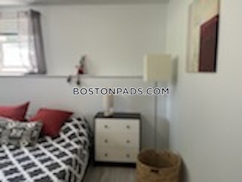 Boston Ave. Medford photo 14