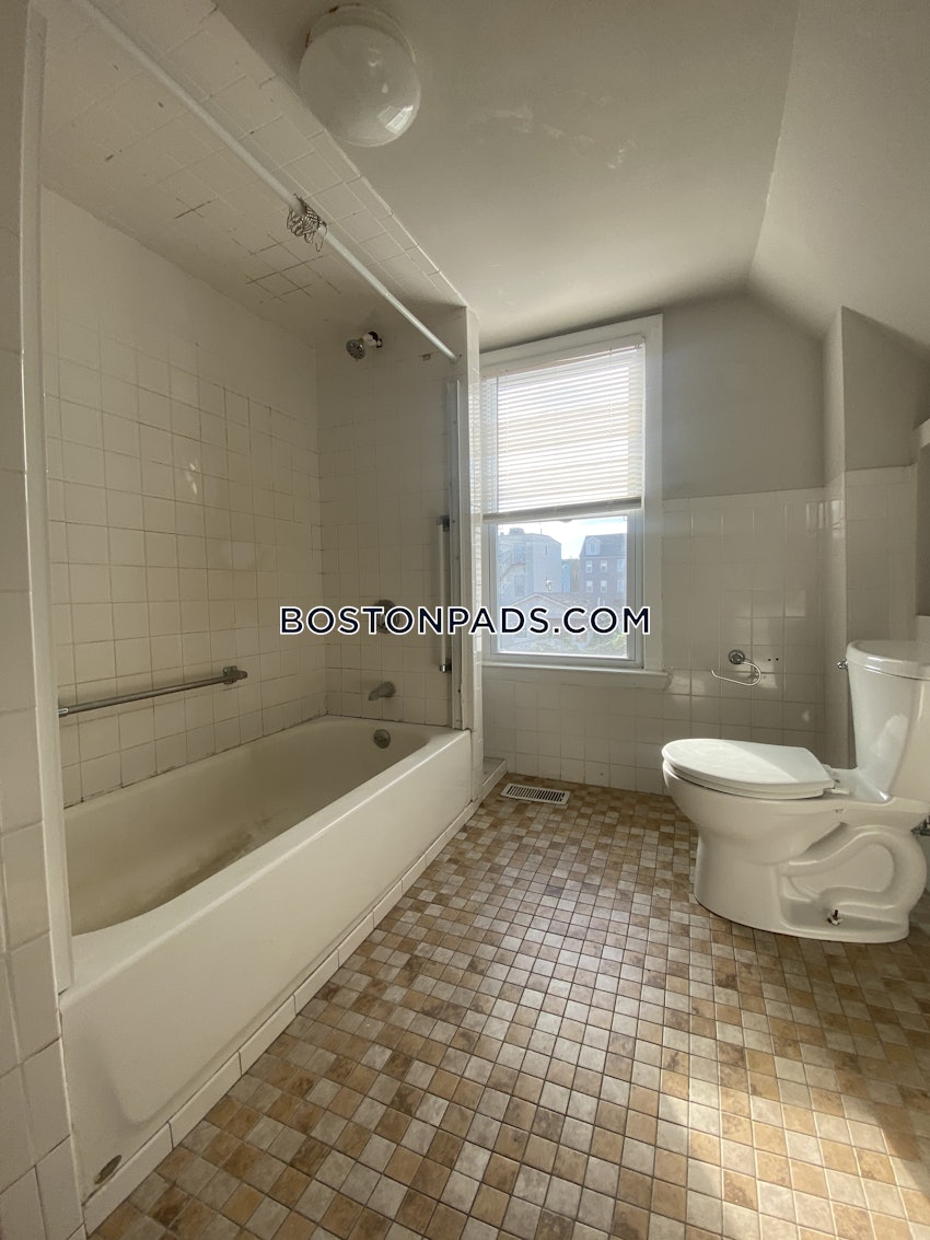 BOSTON - EAST BOSTON - MAVERICK - 3 Beds, 1 Bath - Image 24