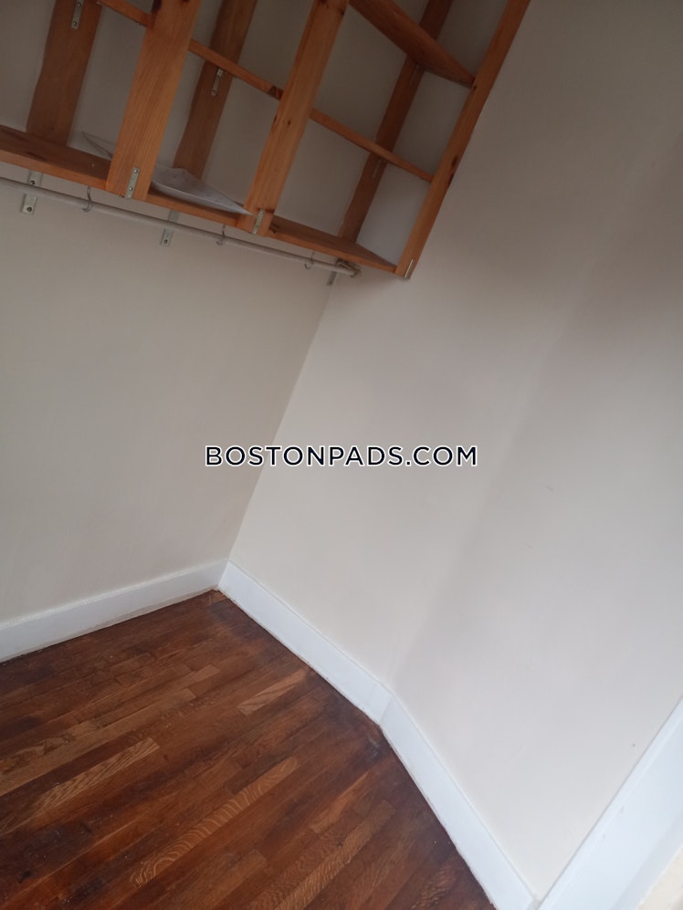 River St., Cambridge