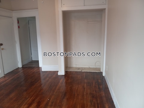 River St. Cambridge photo 3