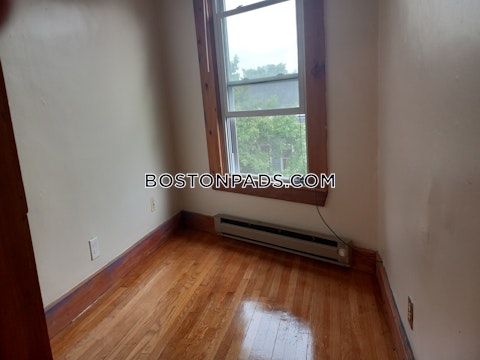 River St. Cambridge photo 9