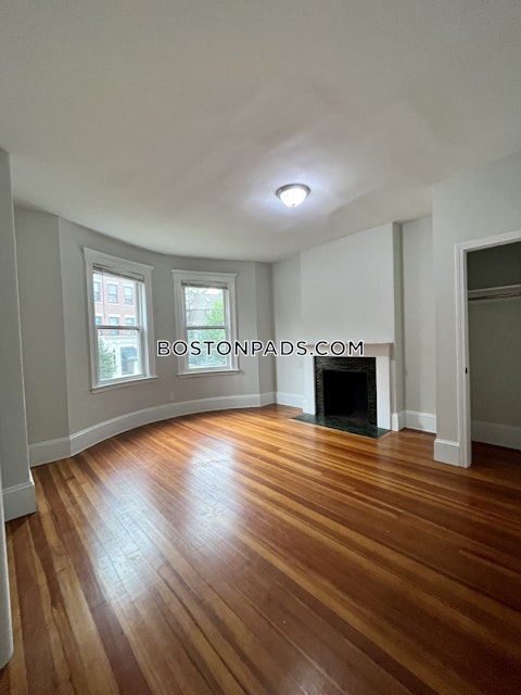 Orkney Rd. Boston photo 19