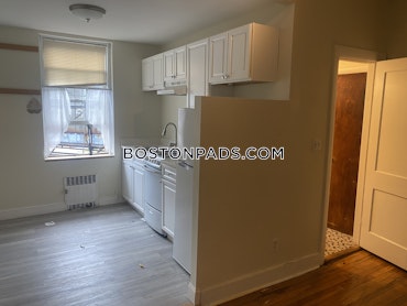 Boston - 1 Beds, 1 Baths