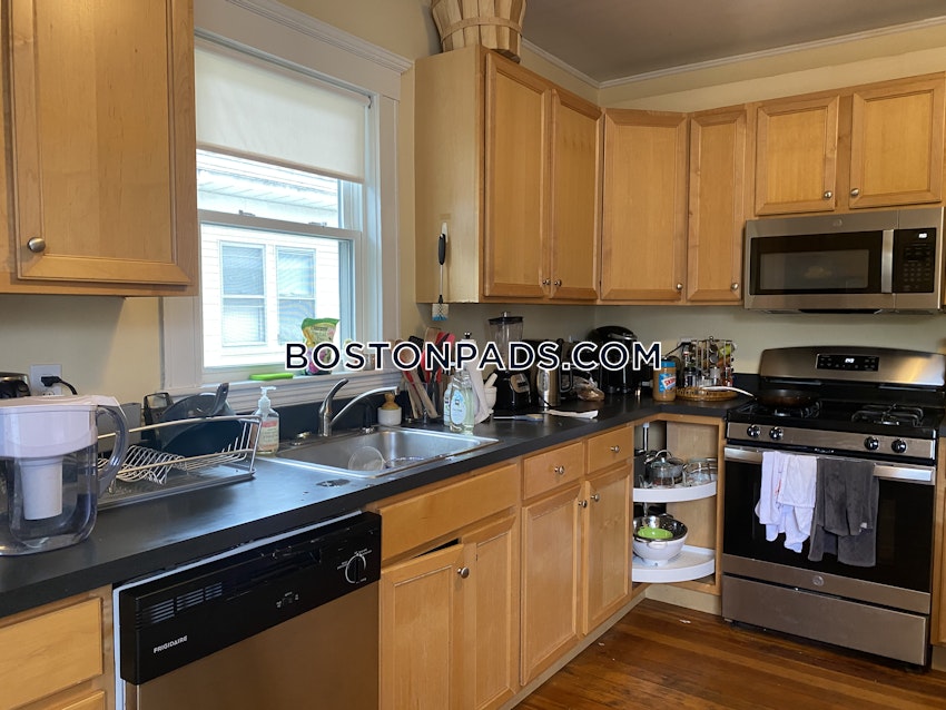 SOMERVILLE - TUFTS - 6 Beds, 2 Baths - Image 14