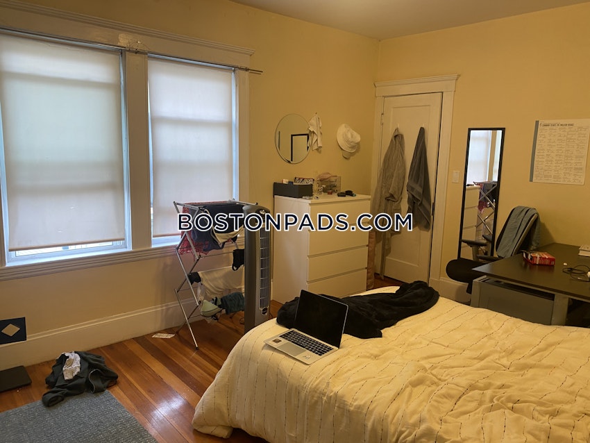 SOMERVILLE - TUFTS - 6 Beds, 2 Baths - Image 8