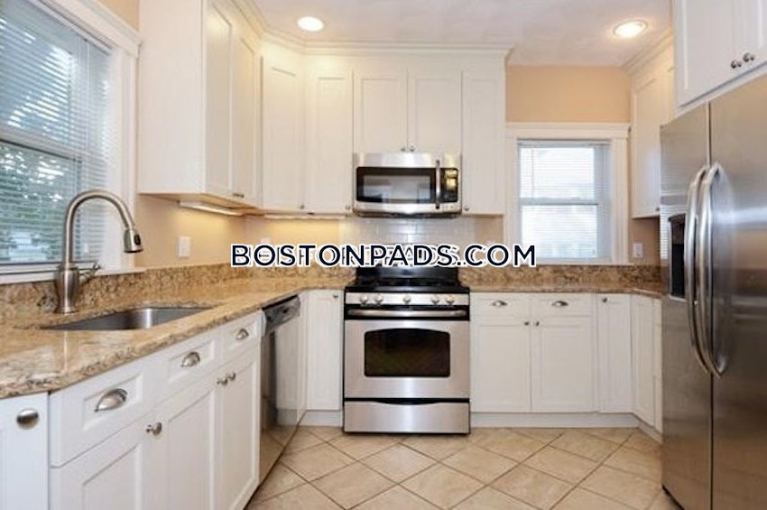 MEDFORD - TUFTS - 5 Beds, 2 Baths - Image 45