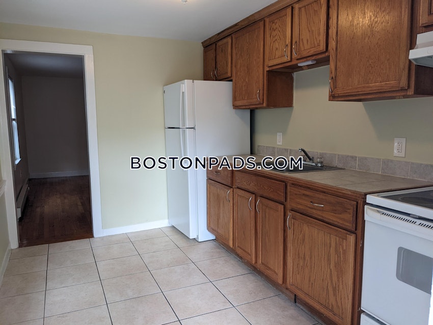 MALDEN - 1 Bed, 1 Bath - Image 3